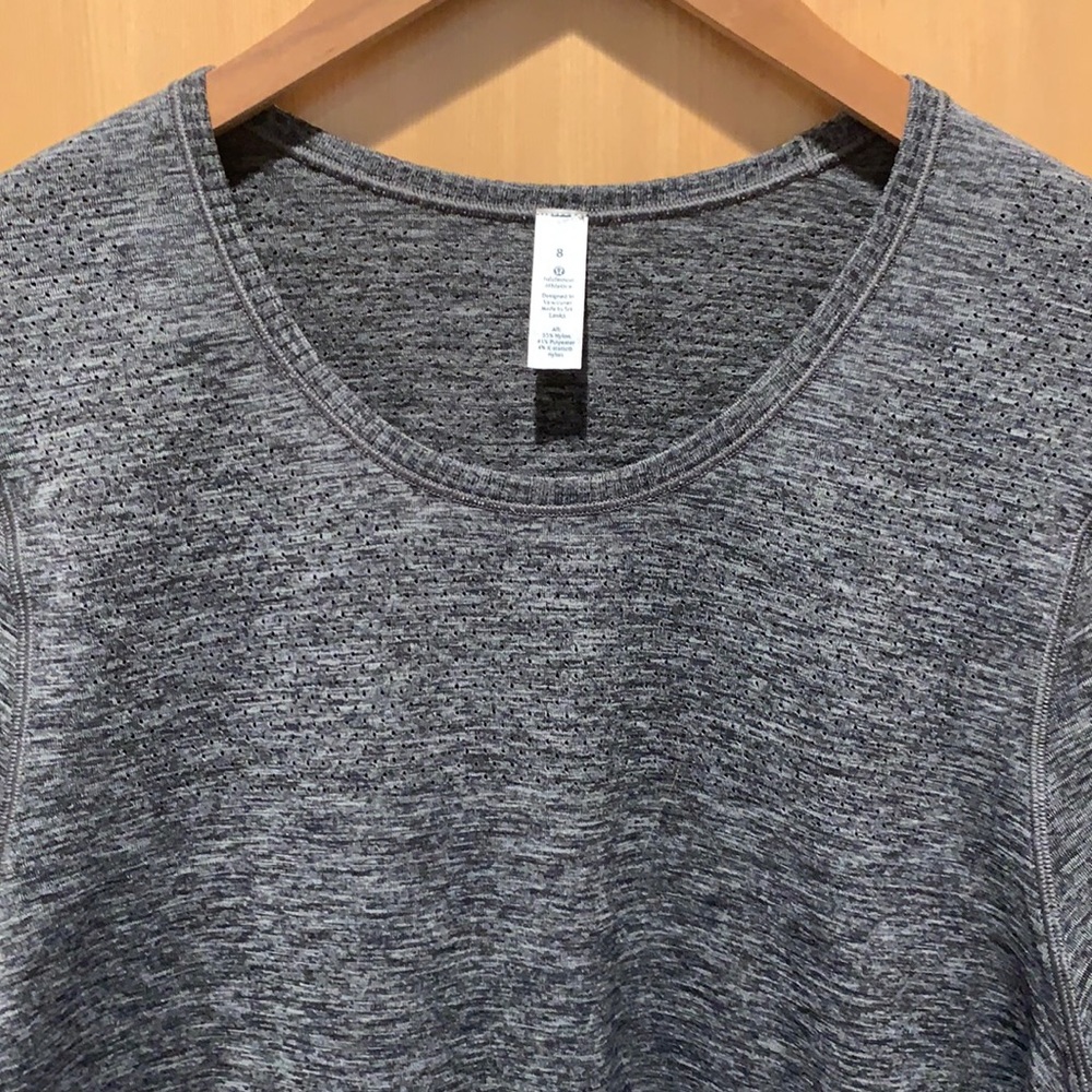 Lululemon longsleeved, crewneck, top